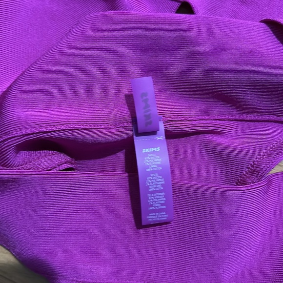 SKIMS Knit Bandage Monokini Swimsuit/Bodysuit Fuchsia Pink/Lollipop - Picture 3 of 4